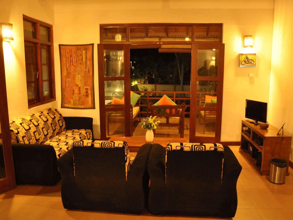 Helis Place Unawatuna Bagian luar foto
