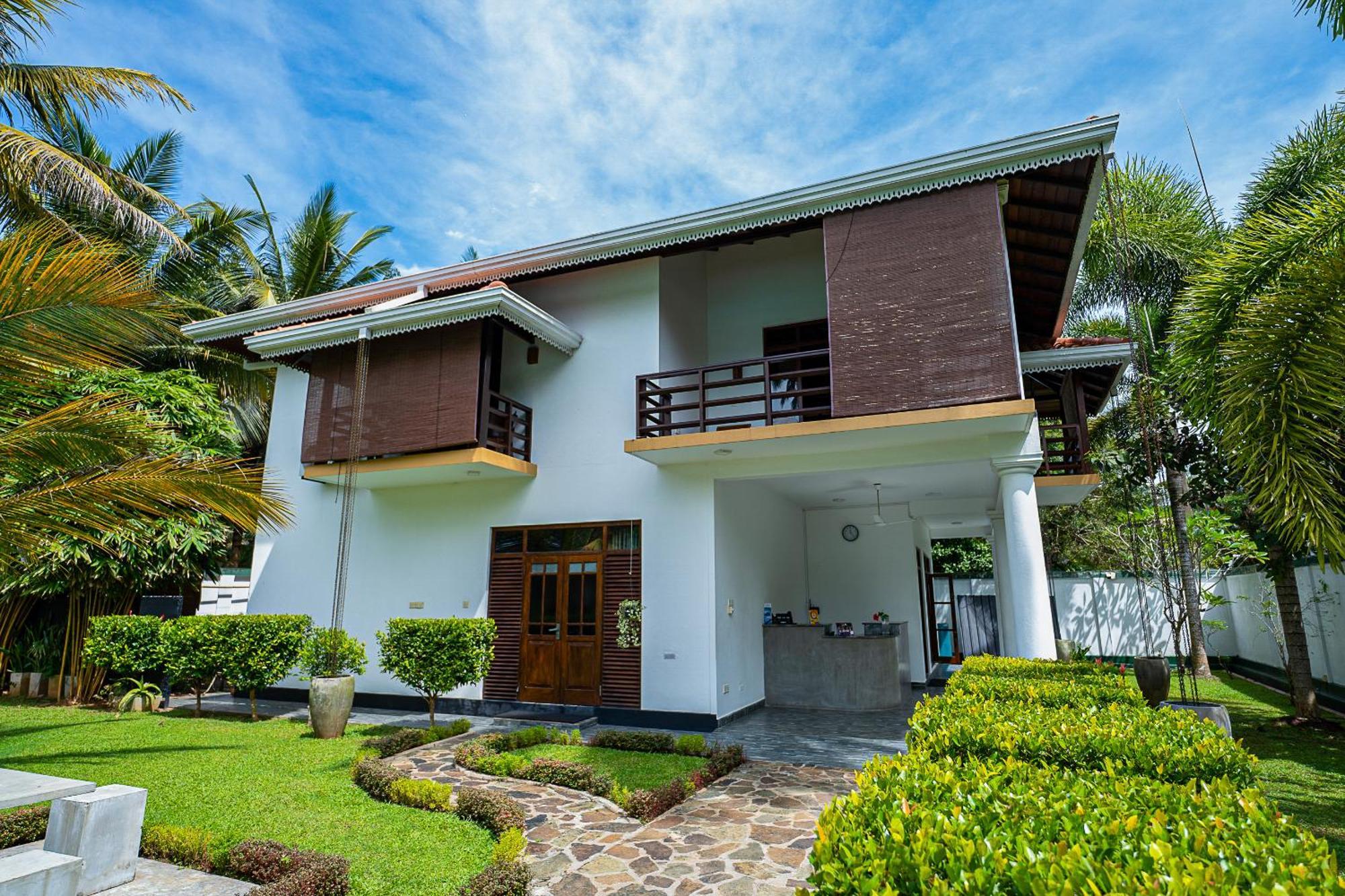 Helis Place Unawatuna Bagian luar foto