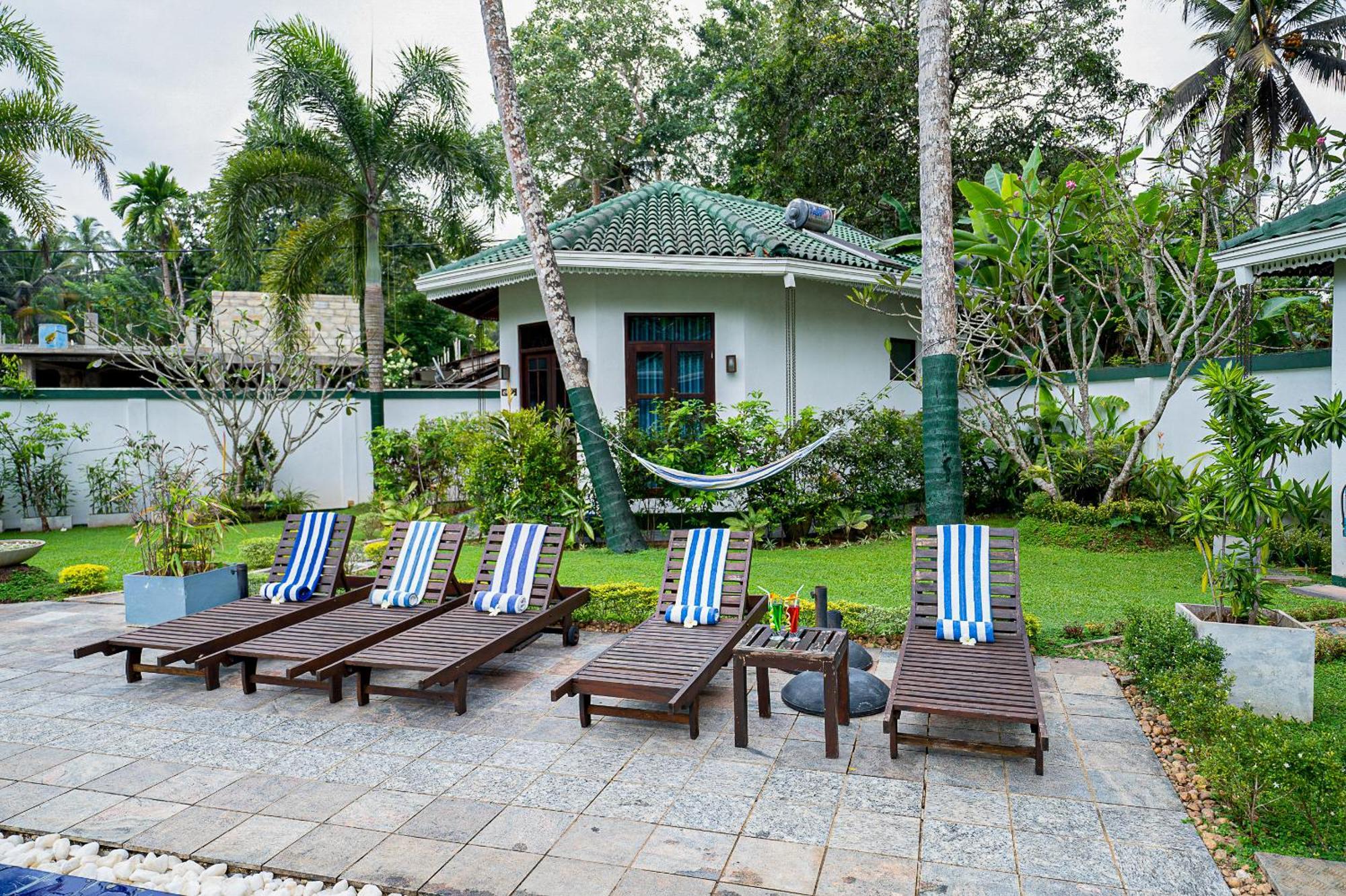 Helis Place Unawatuna Bagian luar foto