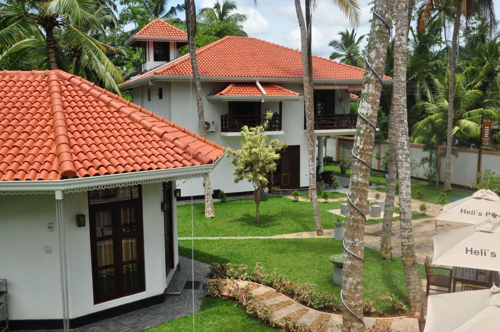 Helis Place Unawatuna Bagian luar foto
