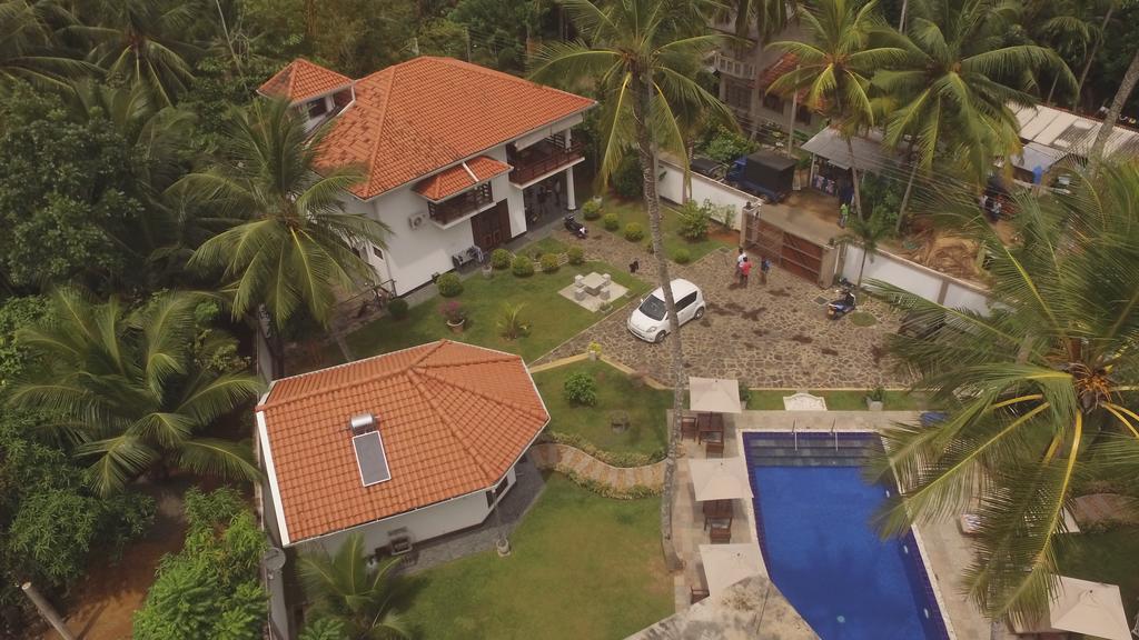 Helis Place Unawatuna Bagian luar foto